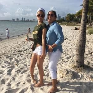 Meet your Posher, Marta la cubana